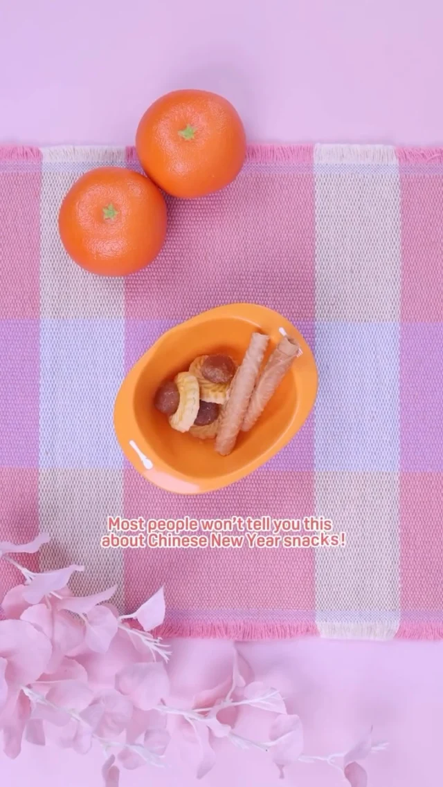 Now that it’s the festive season, your tiny munchkins will be munching too! From sweet treats to festive snacks, their little teeth are getting extra action 😋​

A quick brush after every snack helps keep their smiles bright and healthy. Check out our baby oral care essentials via the link in bio and make festive smiles easy!​

#Pigeonsingapore #PigeonOralCare #babyteeth #babyoralcare  #ChineseNewYear